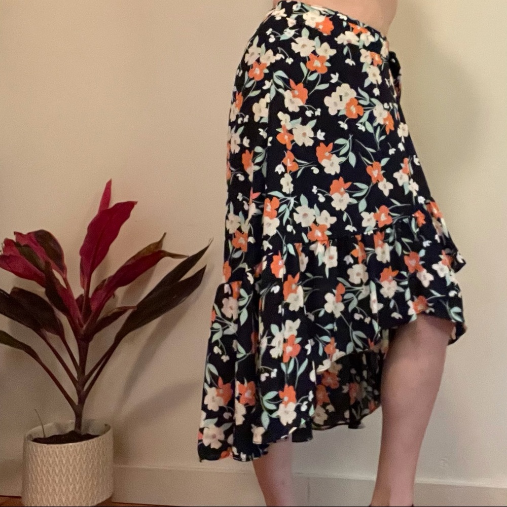 Gap Ruffled Wrap Skirt